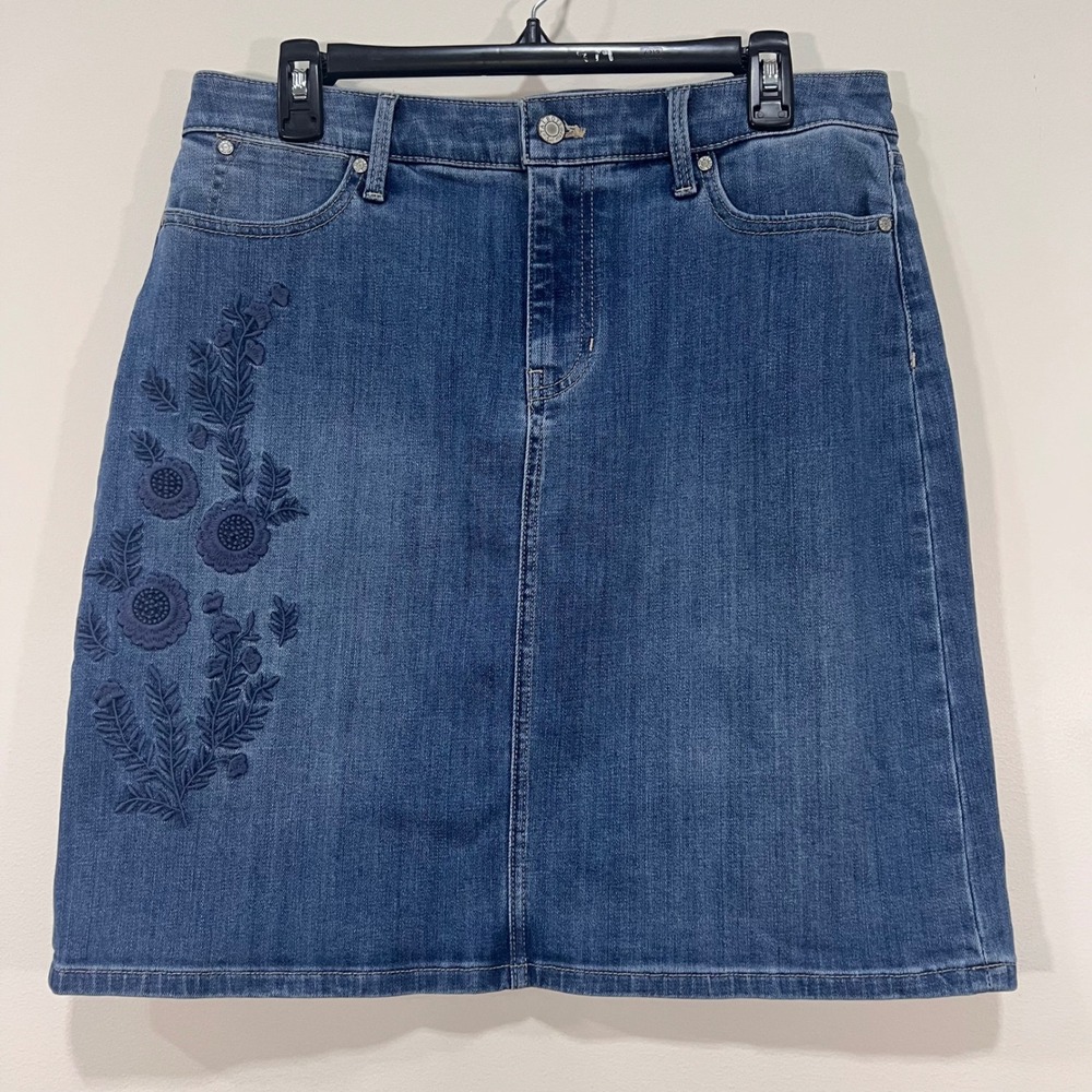 Talbots Denim Skirt Embroidered Floral A-Line Blue Size 10